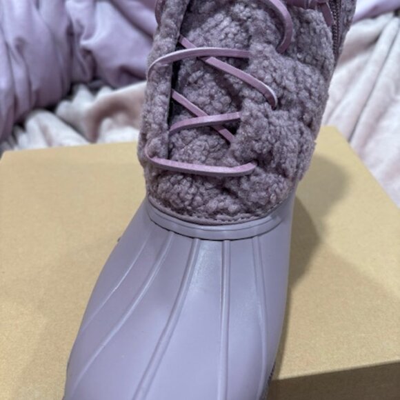 SPERRY SALTWATER DUCK BOOTS LAVENDER PURPLE SIZE 10 WOMEN'S NIB - Picture 3 of 13